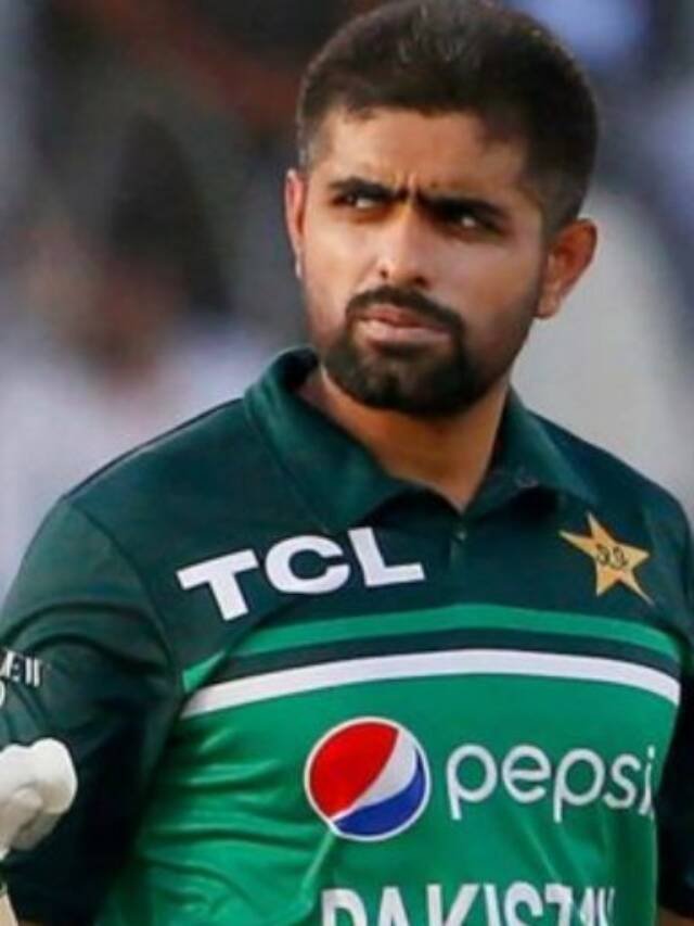 WPL 2024: ಬಾಬರ್ ಅಜಮ್‌ಗಿಂತ ದುಪ್ಪಟ್ಟು ಸಂಭಾವನೆ ಪಡೀತಾರಂತೆ ಈ RCB ಸ್ಟಾರ್​​ ಆಟಗಾರ್ತಿ !